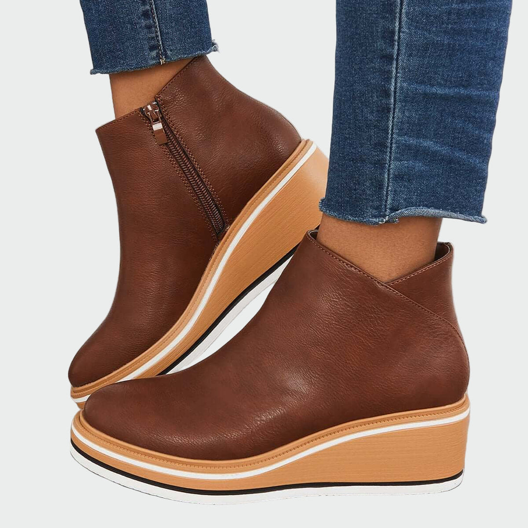 Áine - Ankle Boots with Platform Sole