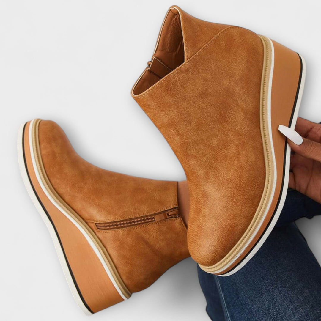 Bláthnaid - Stylish and Cozy Boots