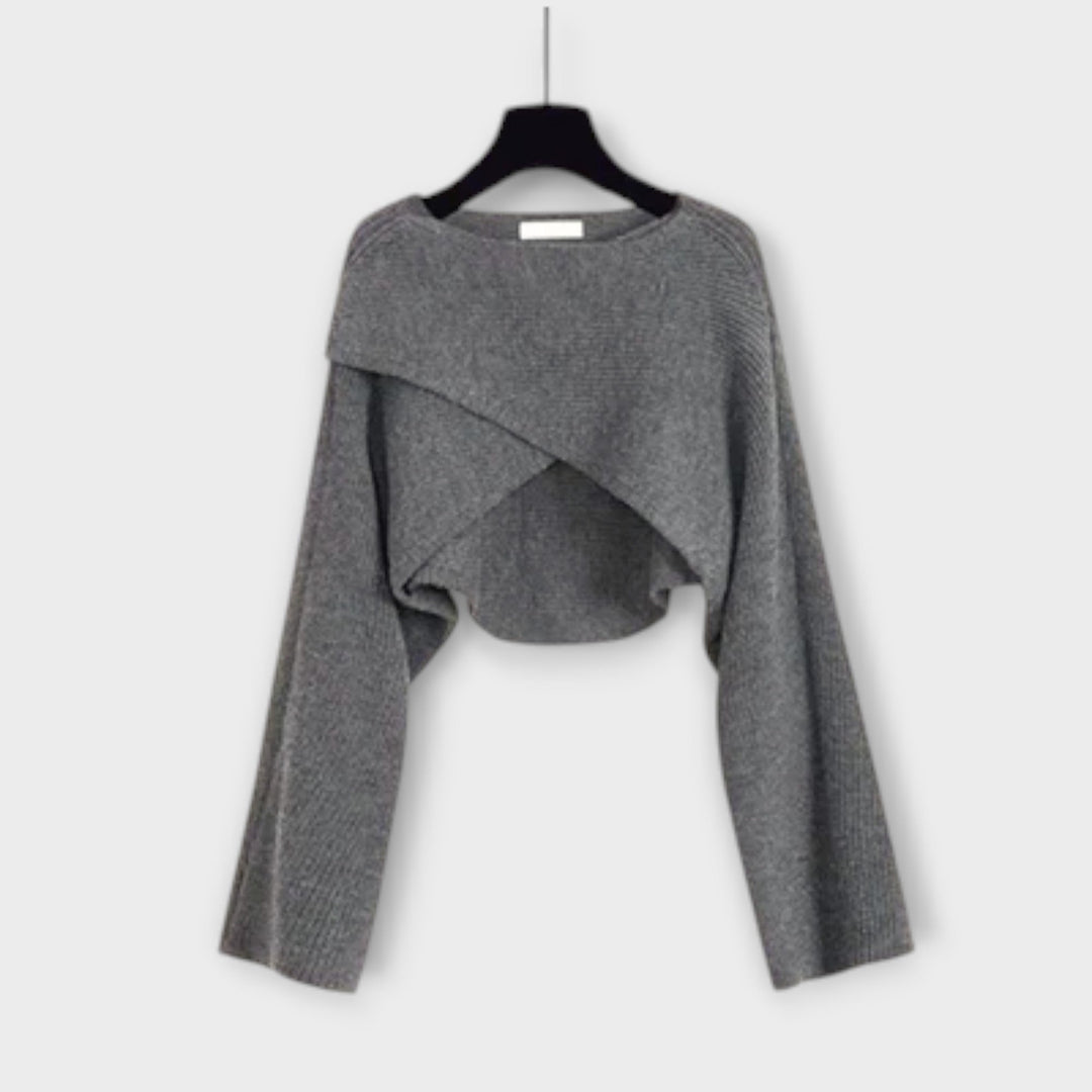 Aoibhín - Stylish and Cozy Ensemble