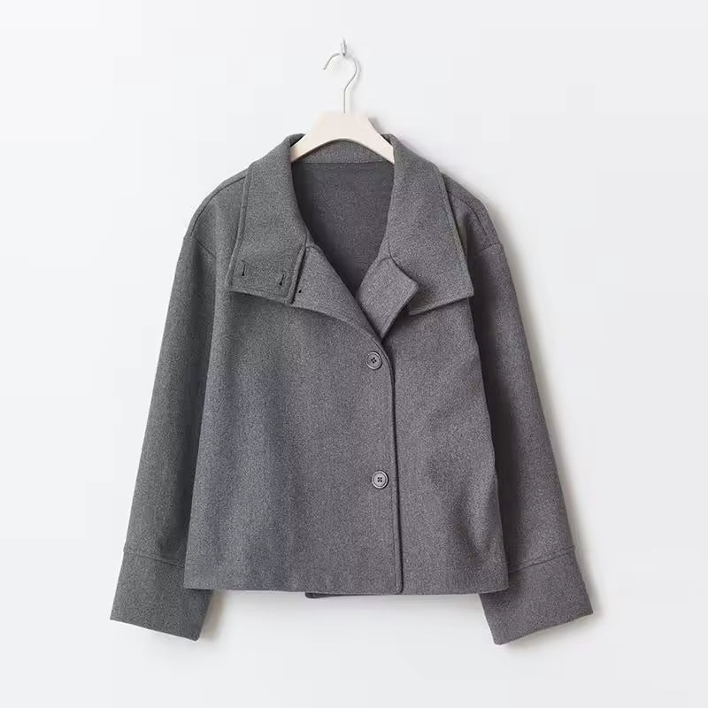 Bláthnaid - Chic Short Coat