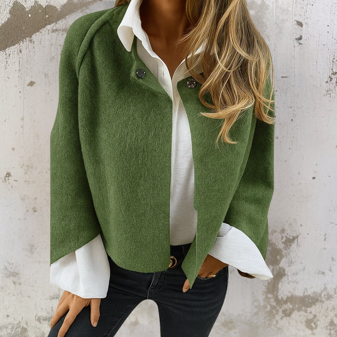 Íde - Chic Short Coat