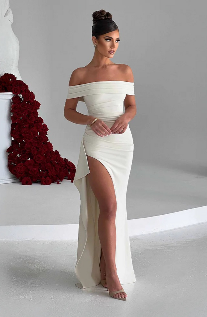 Damhnait - Chic Maxi Dress