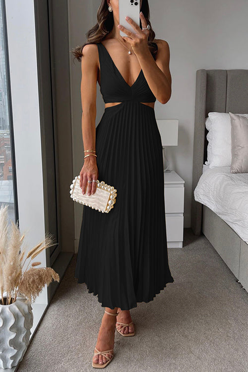 Íde - Sleeveless Midi Dress with Elegant Design