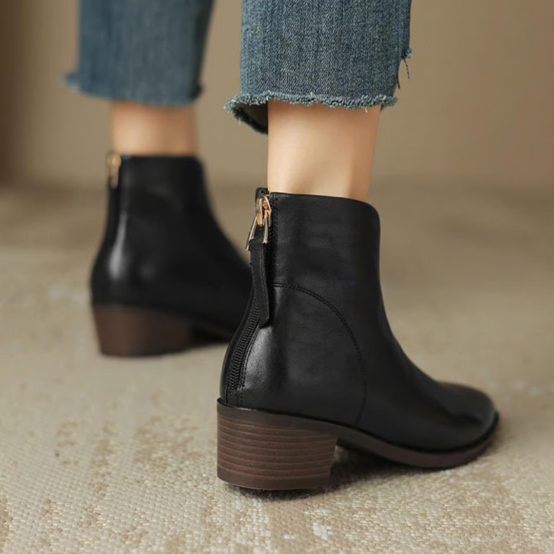 Aililis - Chic Ankle Booties