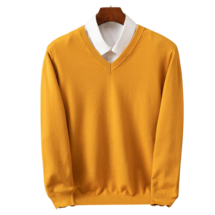 Éanna - Chic V-Neck Sweater