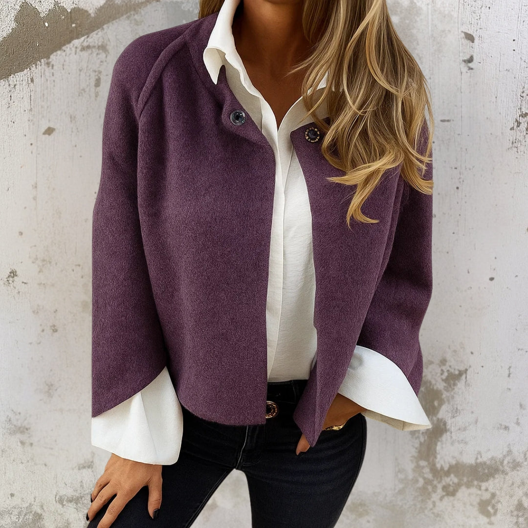 Íde - Chic Short Coat