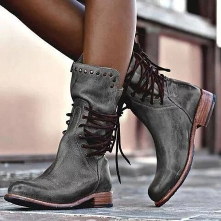 Aoibheann - Stylish and Cozy Boots