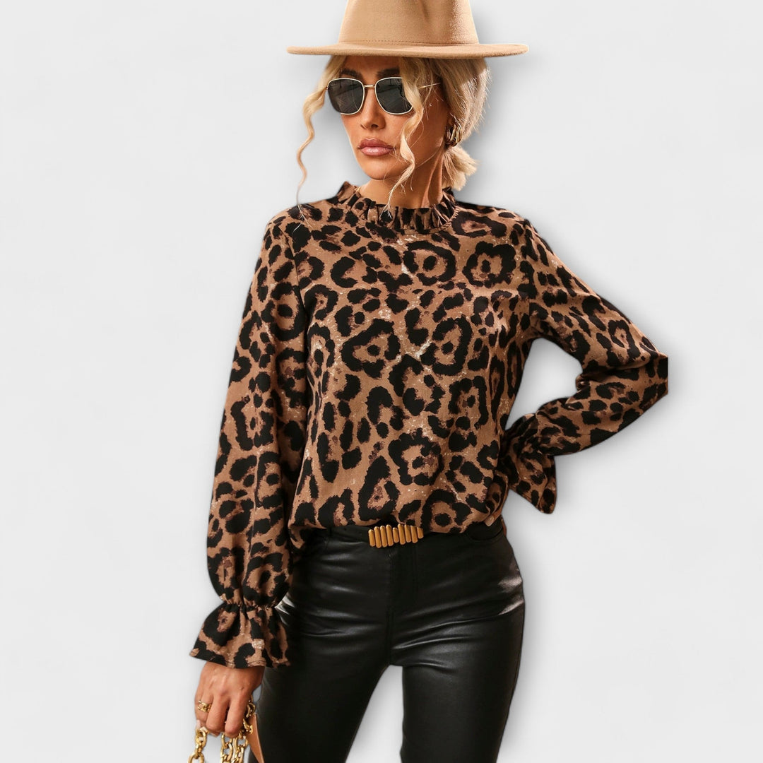 Saoirse - Chic Leopard Print Blouse