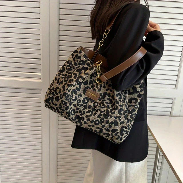 Éabha - Stylish Leopard Print Tote
