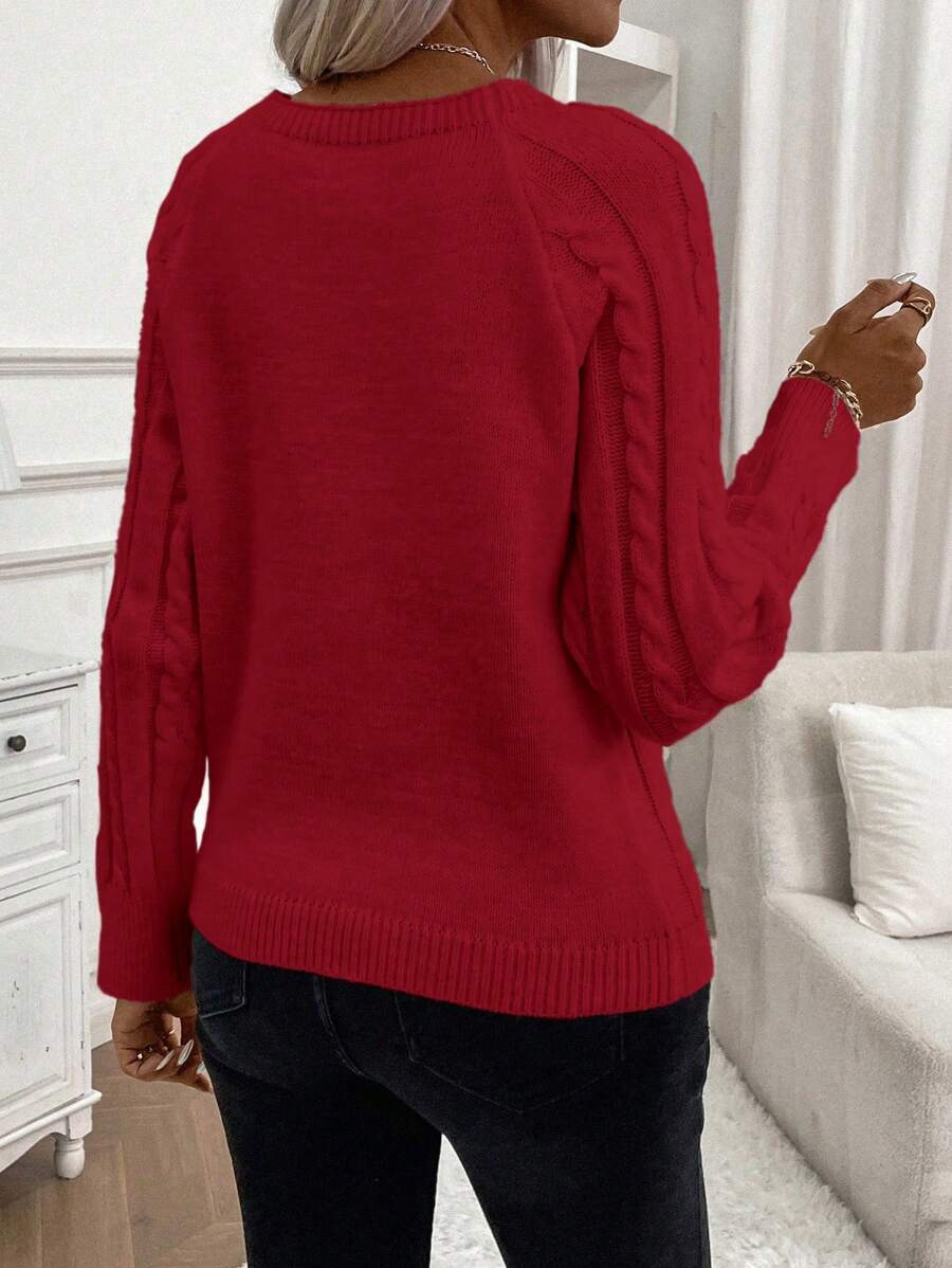 Éabha - Stylish Twisted Jumper