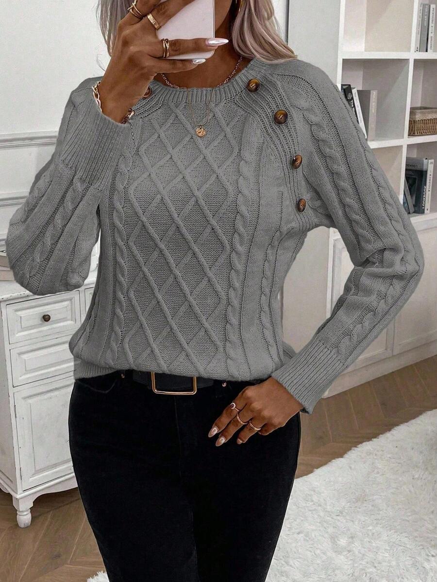Éabha - Stylish Twisted Jumper