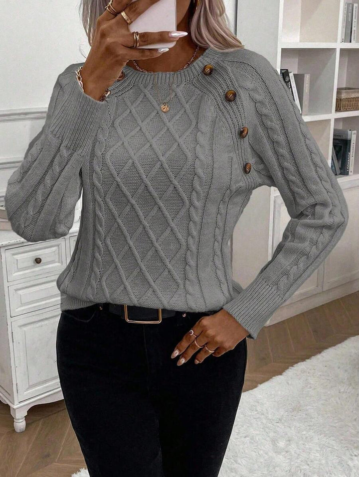 Éabha - Stylish Twisted Jumper