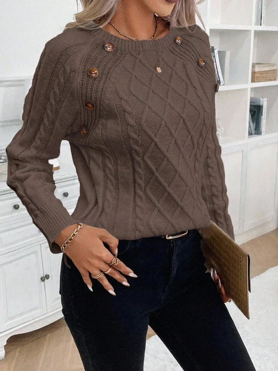 Éabha - Stylish Twisted Jumper