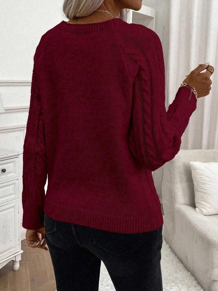 Éabha - Stylish Twisted Jumper