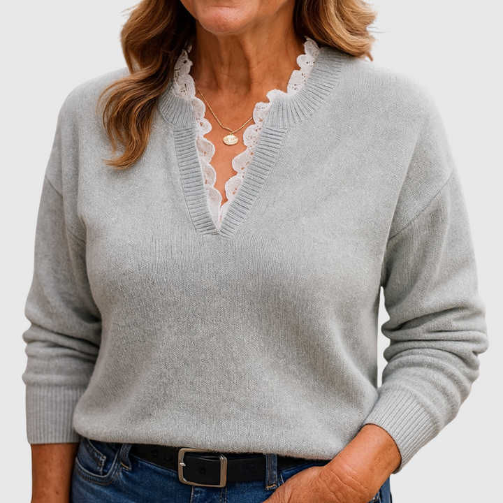 Attracta | Chic Elegance Top