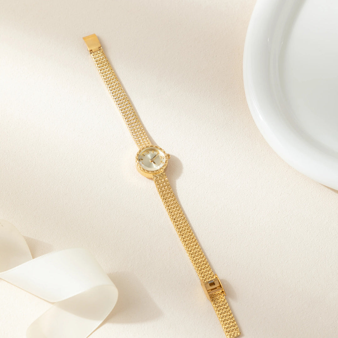 Sadhbh - Sophisticated Gold Timepiece