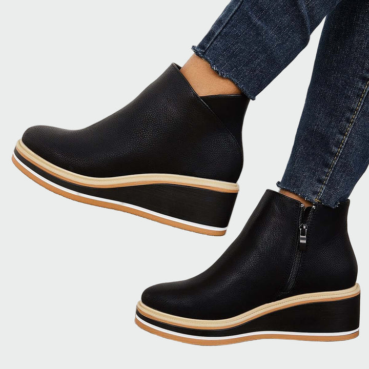 Áine - Ankle Boots with Platform Sole