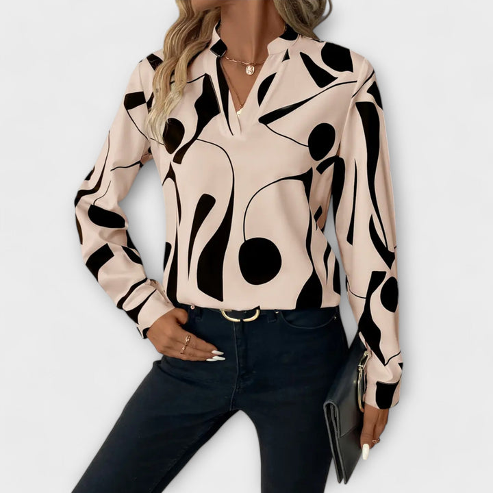 Ciara - Chic Geometric Top