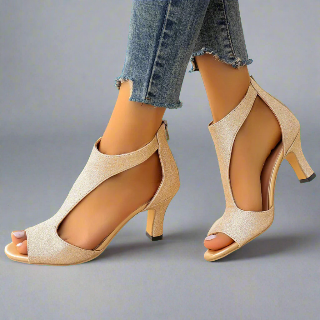 Maeve - Stylish and Cozy Sandals