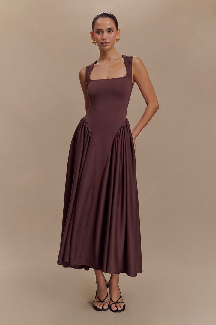 Ciara - Chic Midi Dress