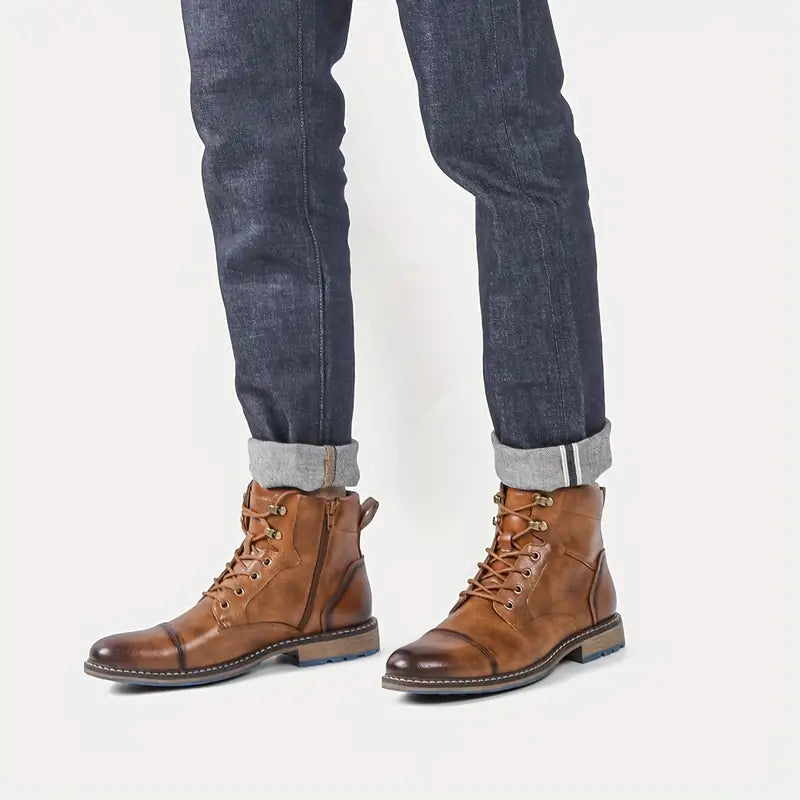 Ruairí - Stylish and Cozy Boots