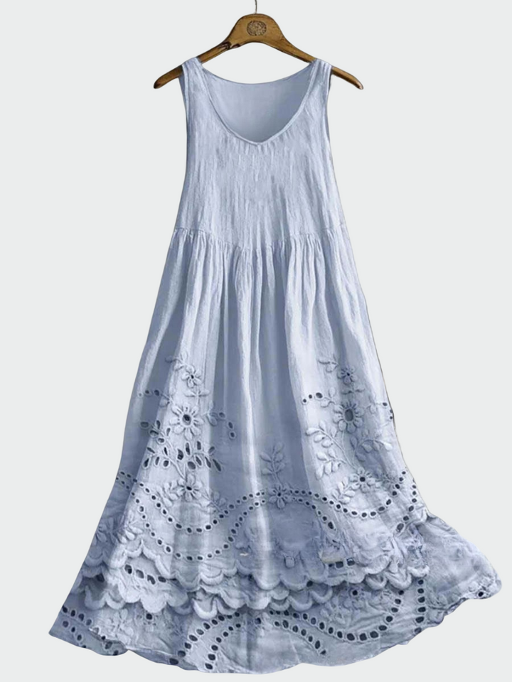 Fiona - Dress in English Style