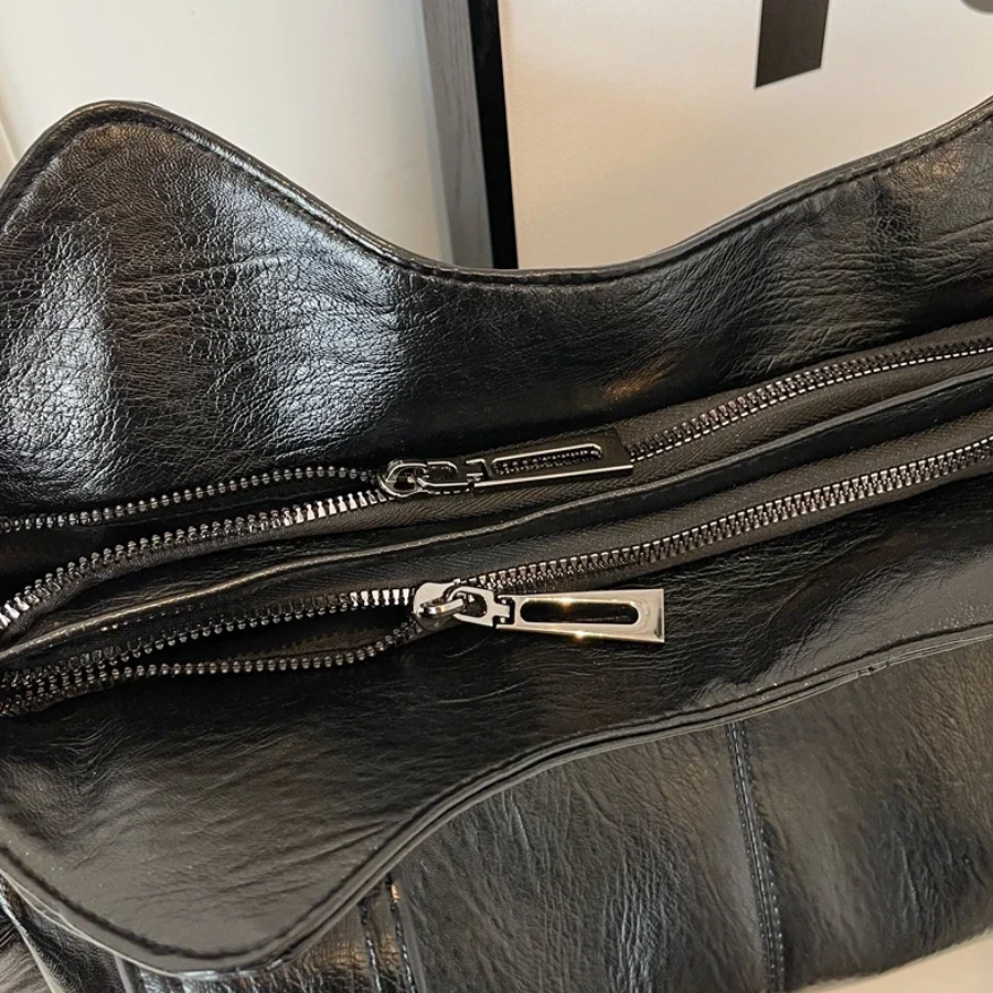 Aobhnait - Elegant Shoulder Bag