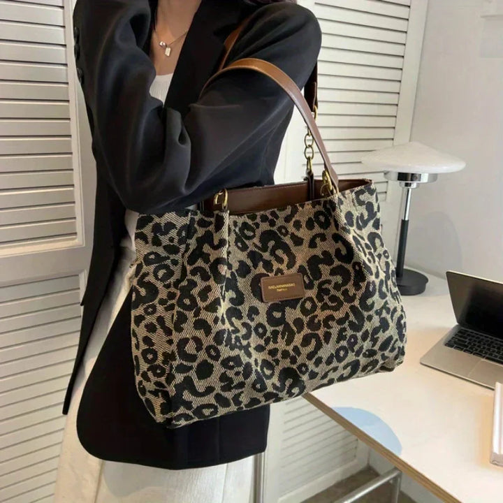 Éabha - Stylish Leopard Print Tote