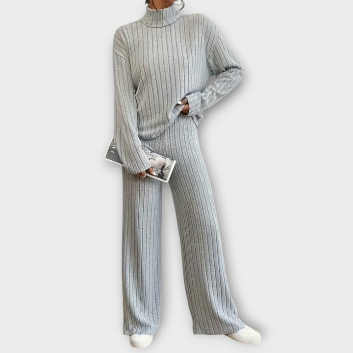 Muirgheal - Stylish Two-Piece Ensemble