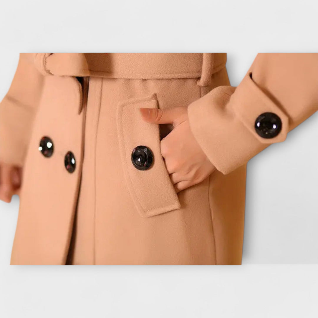 Gormfhlaith - Chic and Cozy Coat