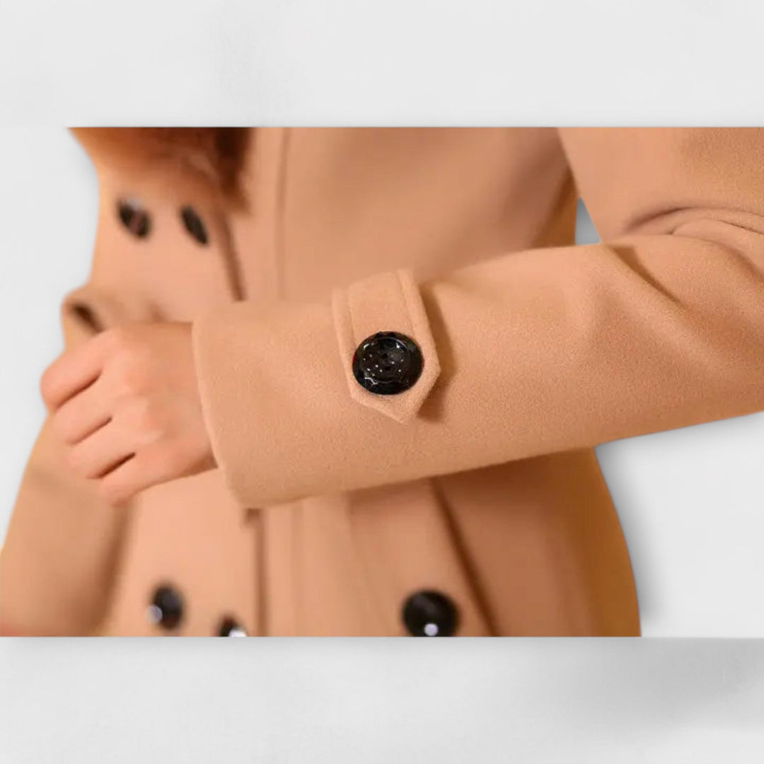 Gormfhlaith - Chic and Cozy Coat