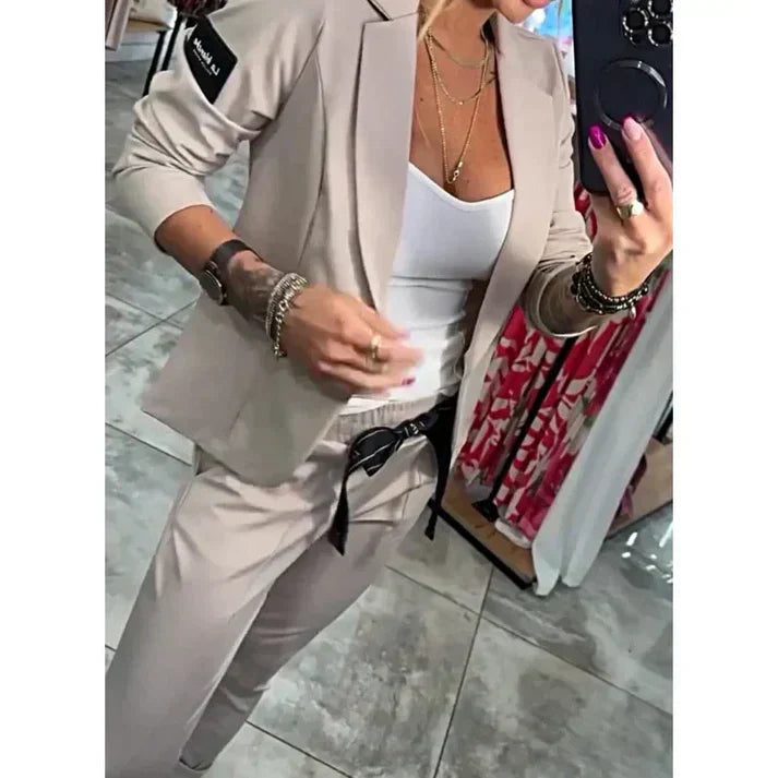 Róisín - Sophisticated Chic Ensemble