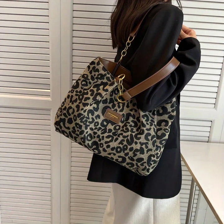 Éabha - Stylish Leopard Print Tote