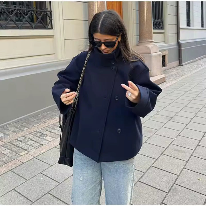 Bláthnaid - Chic Short Coat