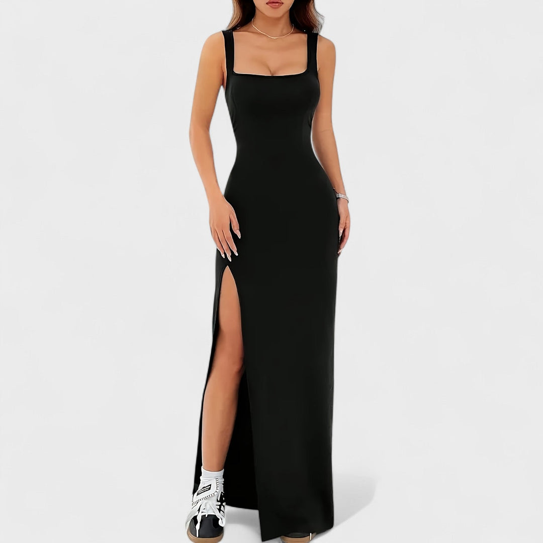 Odharnait - Elegant Long Split Dress