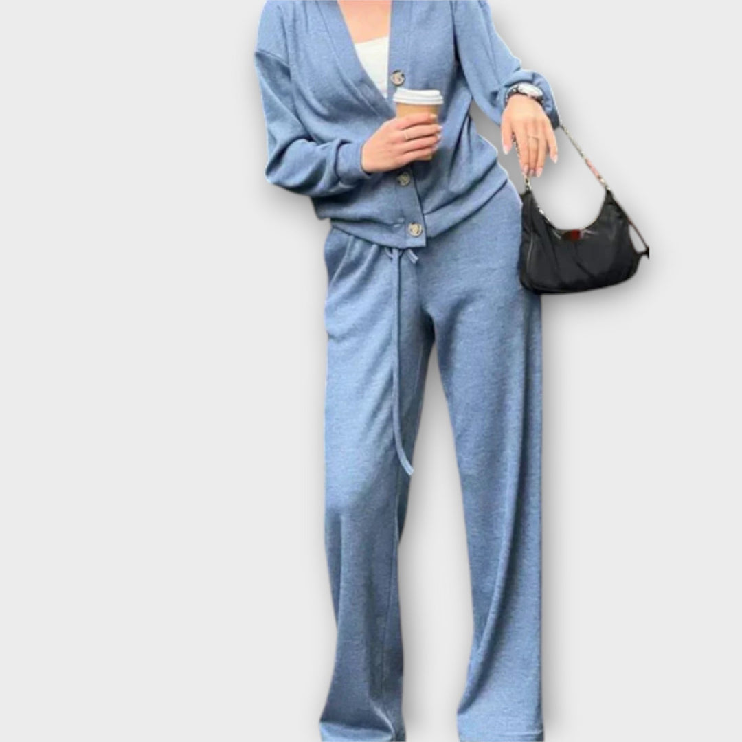 Sinéad - Effortless Elegance Ensemble