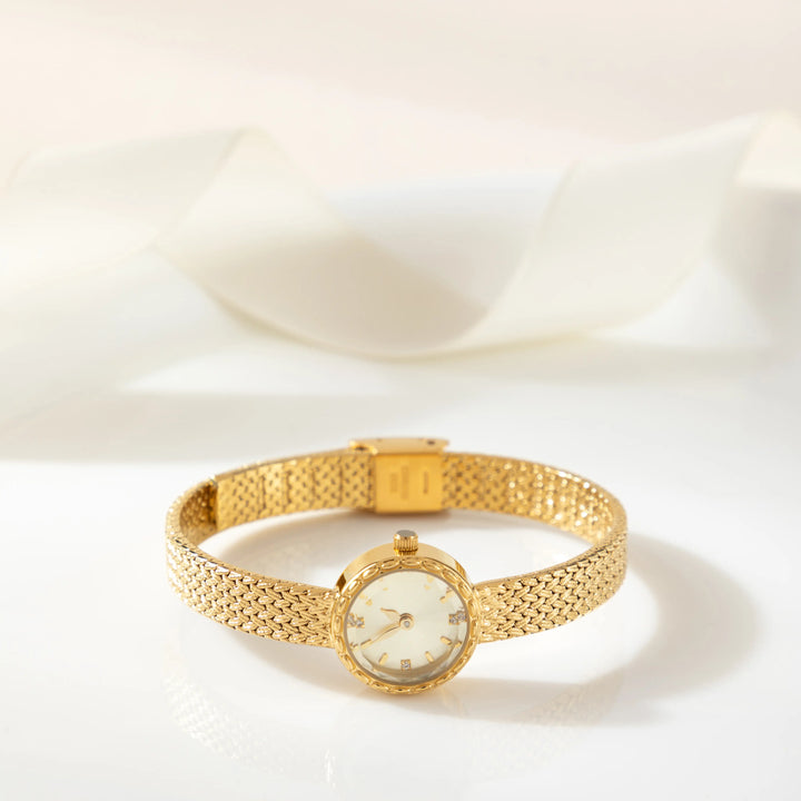 Sadhbh - Sophisticated Gold Timepiece