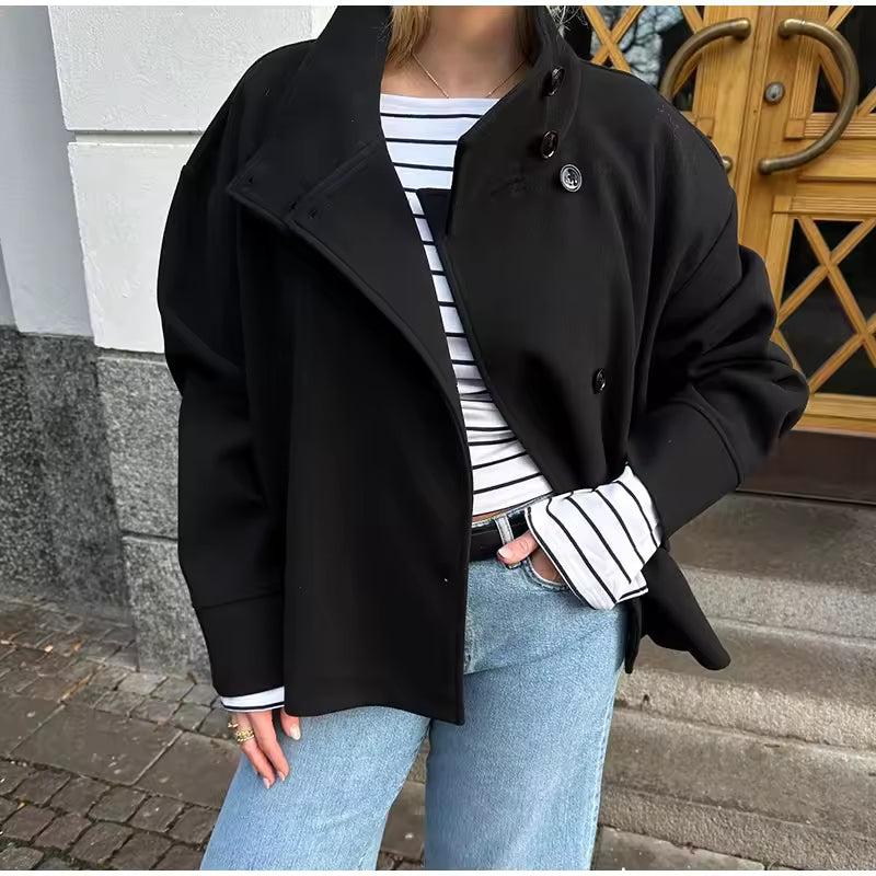Bláthnaid - Chic Short Coat