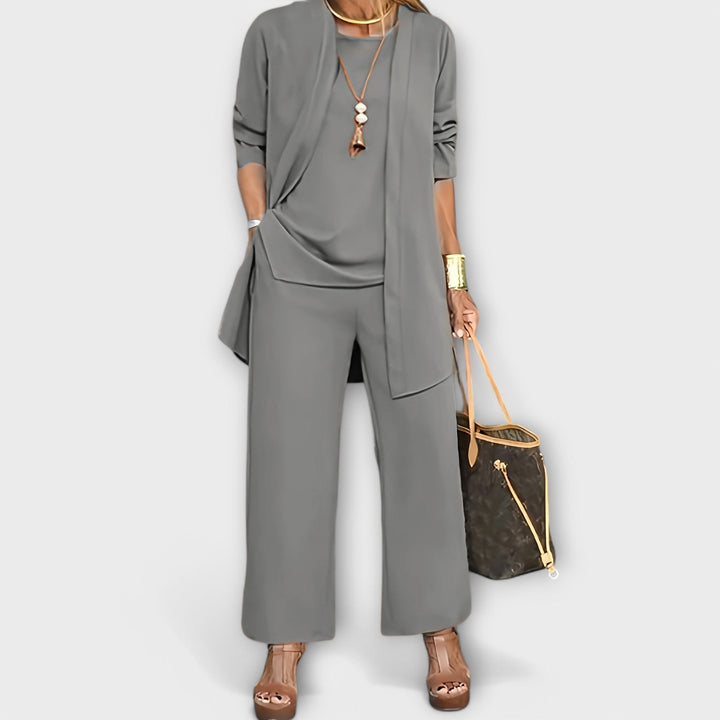 Órla - Chic and Cozy Ensemble