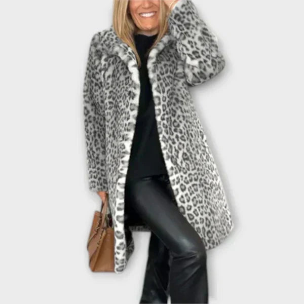 Maëva - Chic Leopard Print Coat