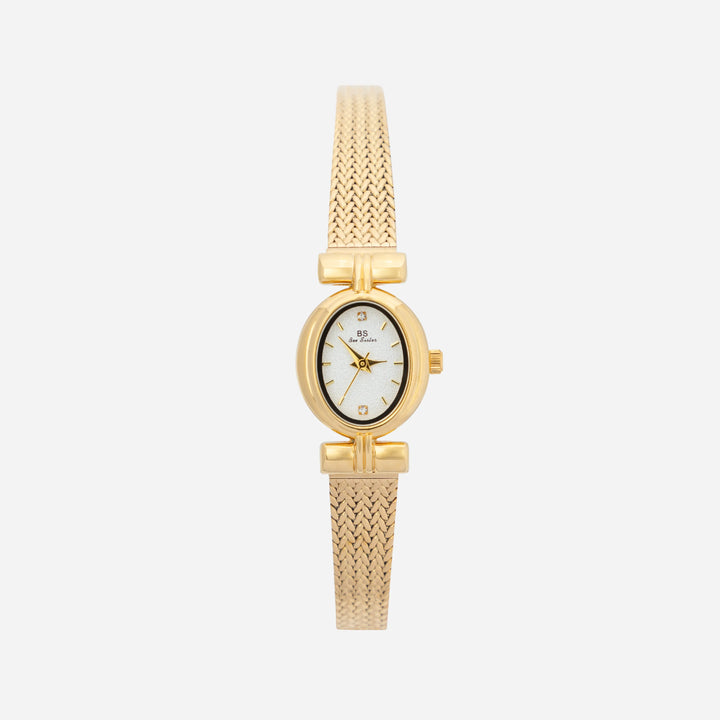 Órla - Elegant Gold Oval Timepiece