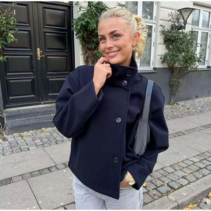 Bláthnaid - Chic Short Coat