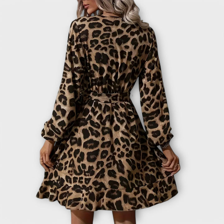 Muirgheal - Chic Leopard Print Dress