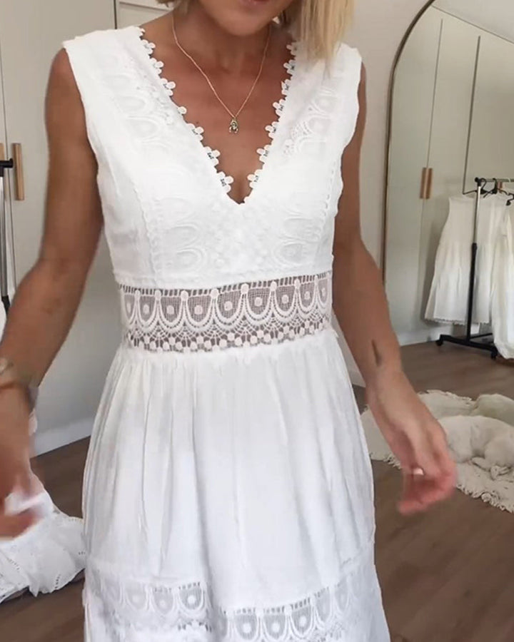 Aobhnait - Elegant Long Gown