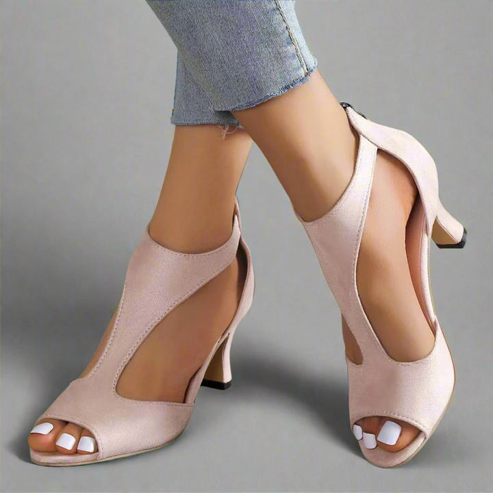 Maeve - Stylish and Cozy Sandals