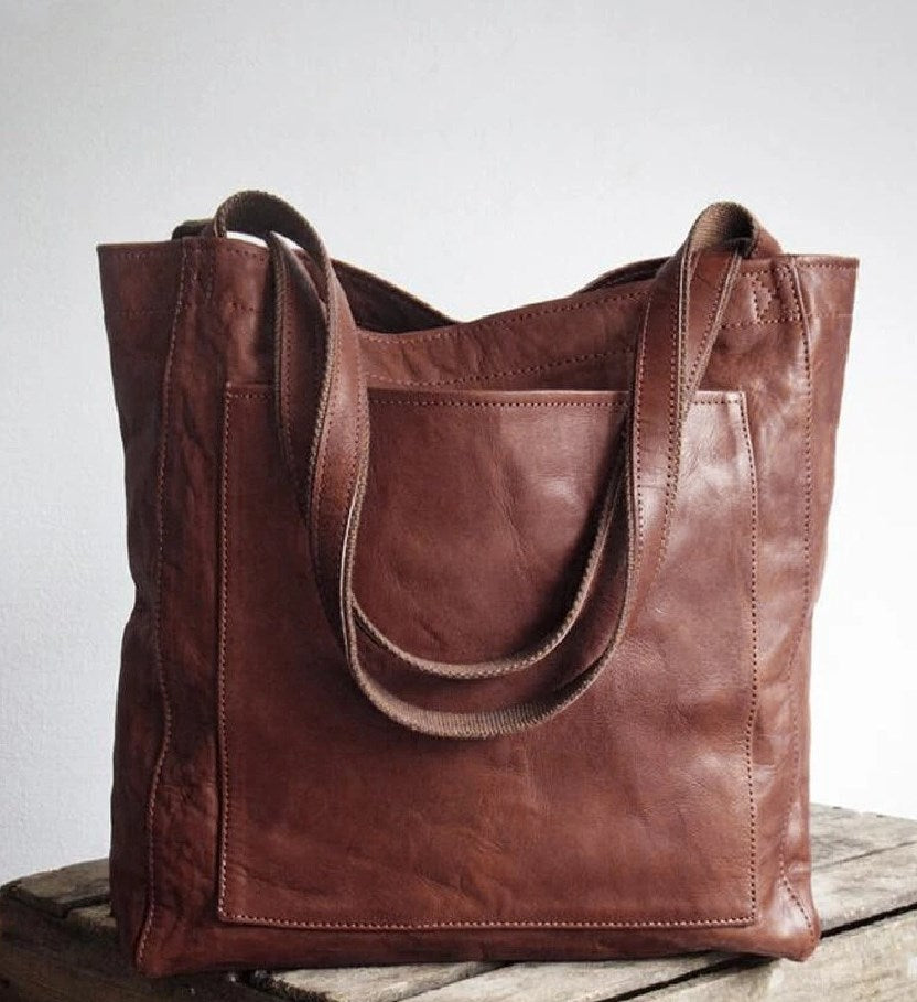 Aoife - Elegant Shoulder Bag