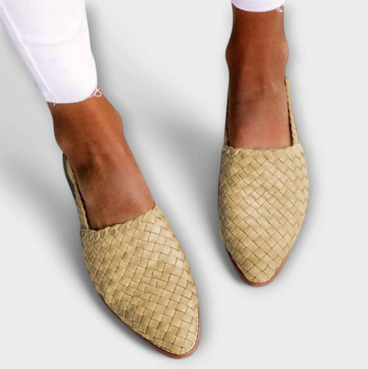 Gormfhlaith - Chic Loafers