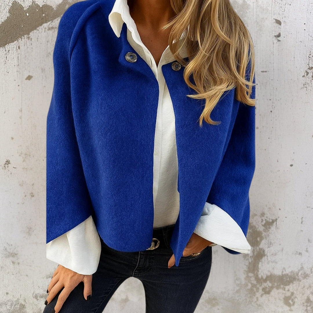 Íde - Chic Short Coat