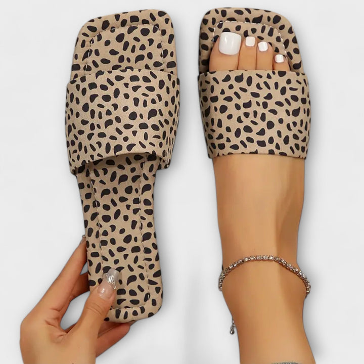 Róisín - Animal Print Loafers
