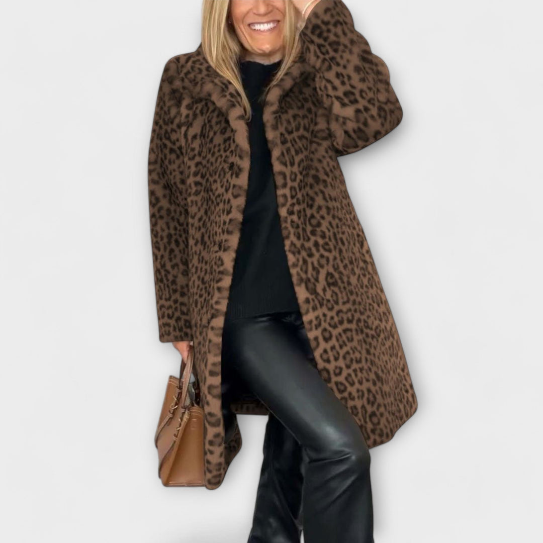 Maëva - Chic Leopard Print Coat